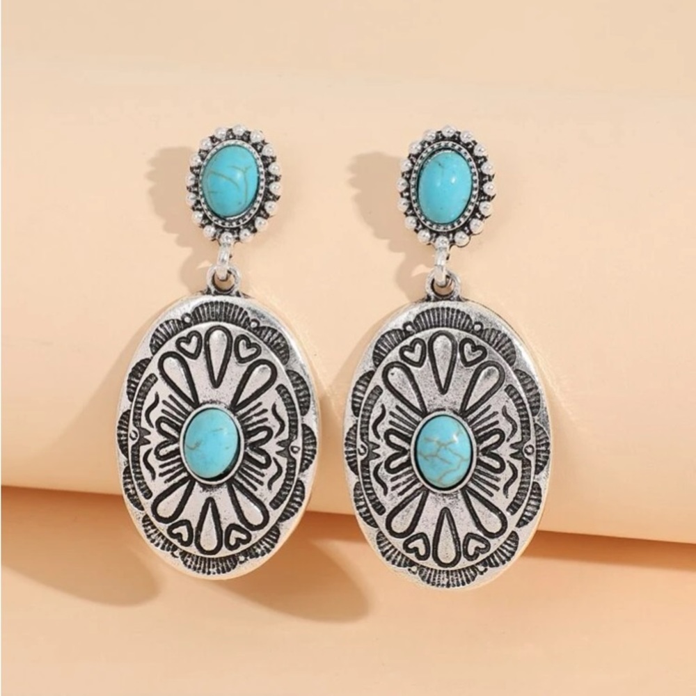 Bohemian Chic Southwestern Turquoise & Silver Dangle Drop Statement Earr… - Picture 5 of 5